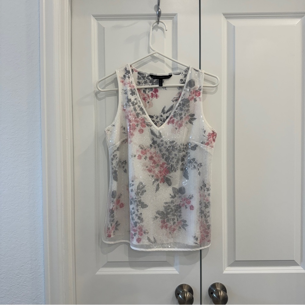 Floral V-Neck Sleeveless Top
